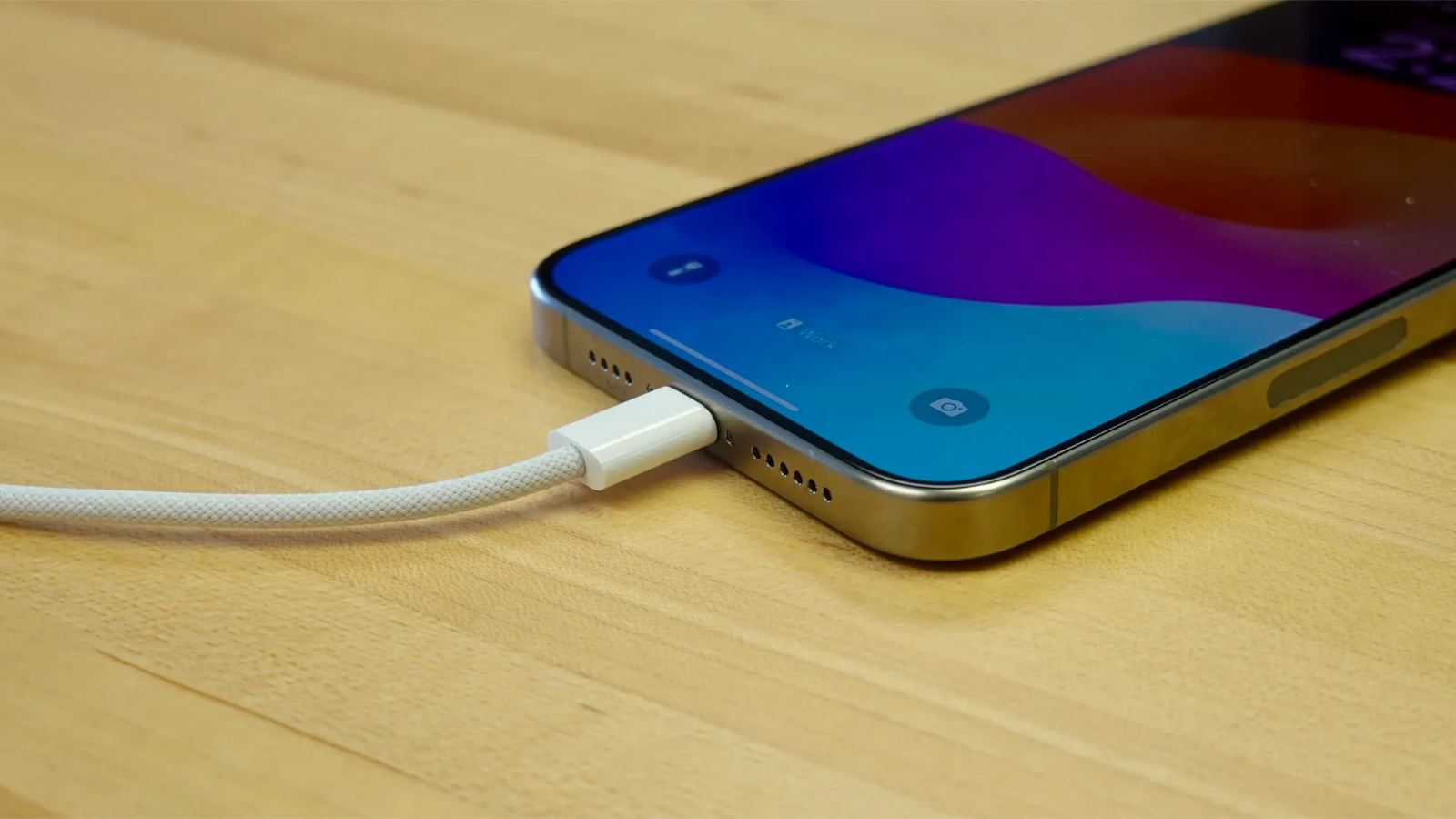 Hình ảnh cho danh mục iPhone 17 Pro: Đánh giá hệ thống tản nhiệt buồng hơi mới khi chơi game và video 4K